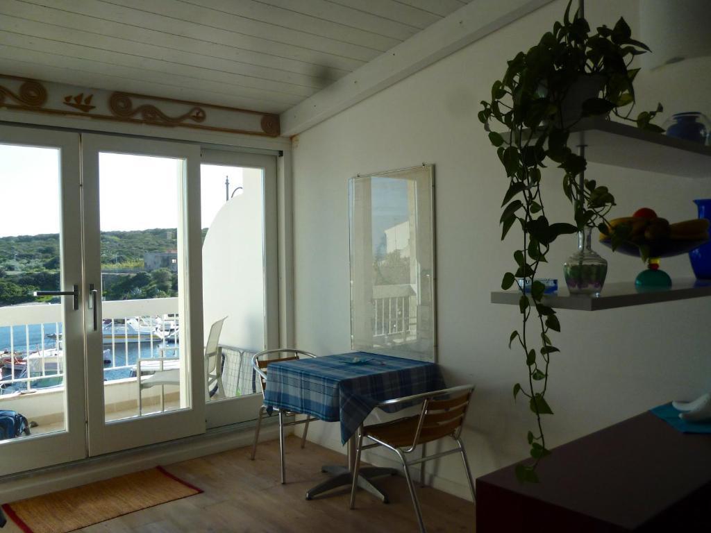 Domo Sul Porto Bed & Breakfast Stintino Exterior foto