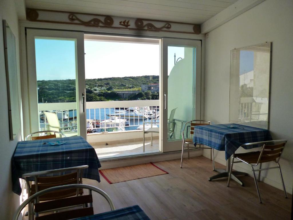 Domo Sul Porto Bed & Breakfast Stintino Exterior foto