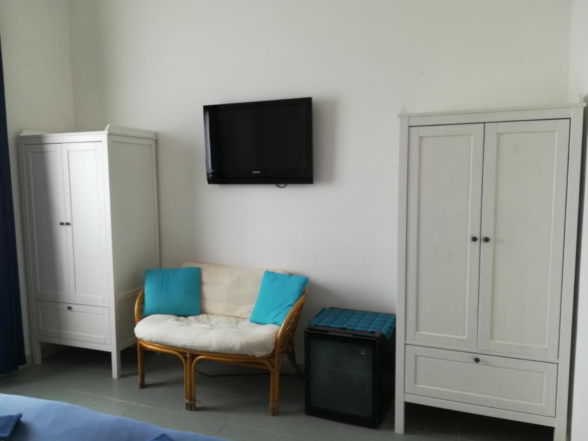 Domo Sul Porto Bed & Breakfast Stintino Exterior foto
