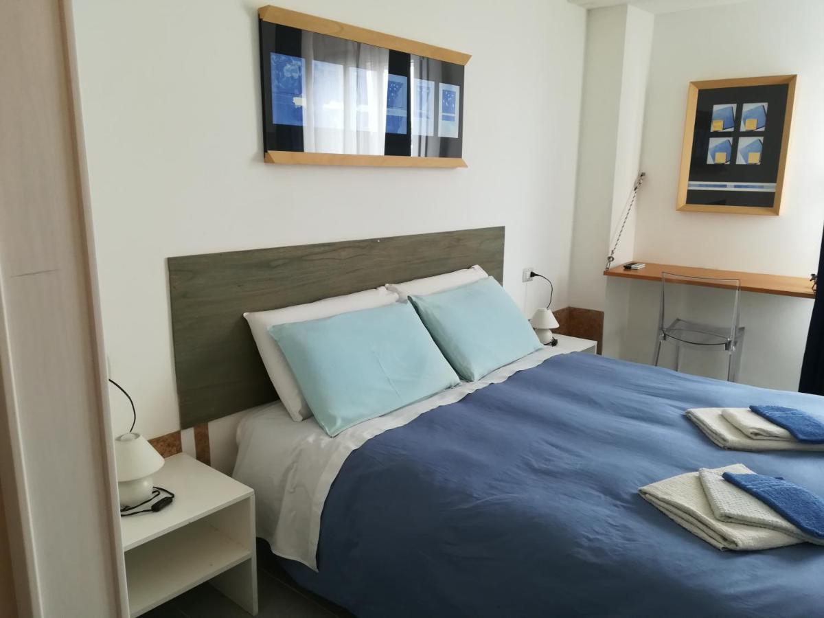 Domo Sul Porto Bed & Breakfast Stintino Exterior foto